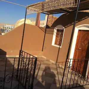 Апартаменты The Brown House, Луксор